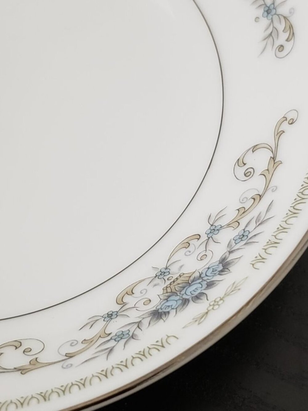 DIANE By Fine China Of Japan Fruit/Dessert (Sauce) Bowl 4pc - 4 piece